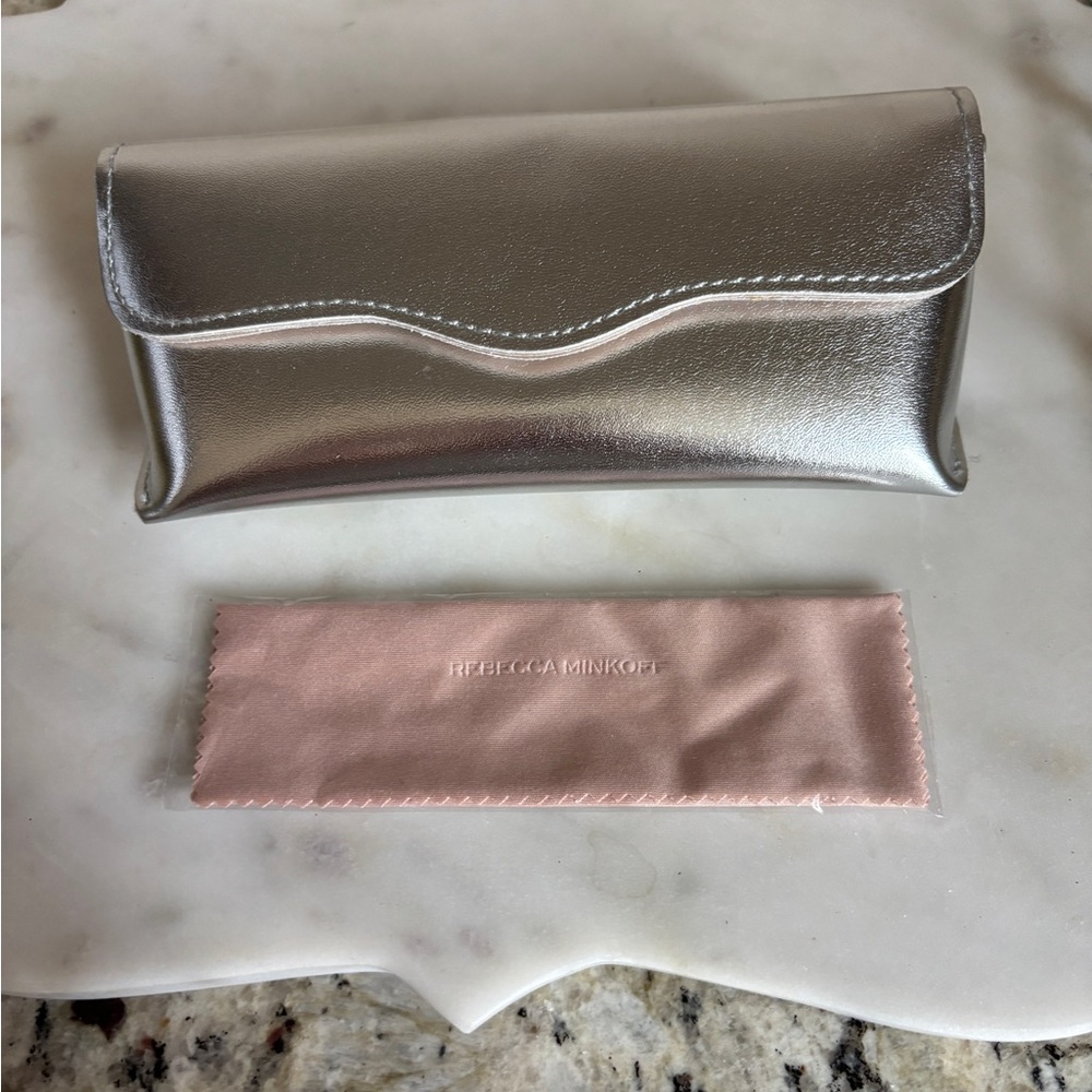 Rebecca Minkoff Silver Hard Case Glass Sunglasses Case with Cleaner cloth - Picture 2 of 6